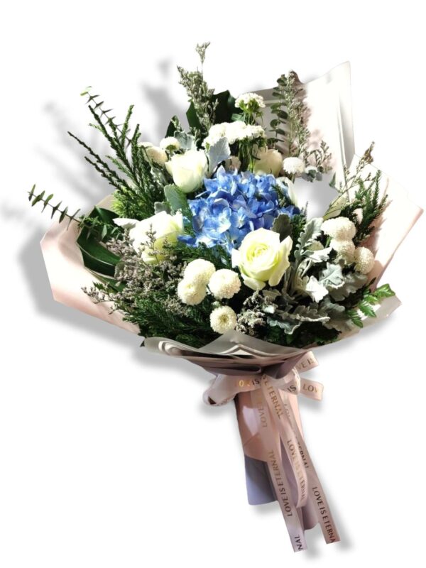Hydrangea and white rose bouquet